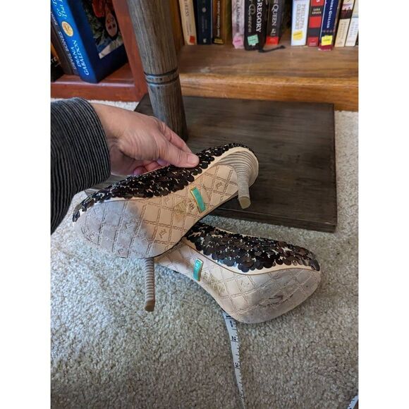 l.a.m.b. peeptoe tan leather silver sequin stilleto sz 7.5 excellent condition - Picture 5 of 6